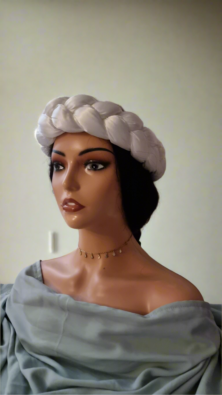 BANDEAU TRESSÉ SATIN